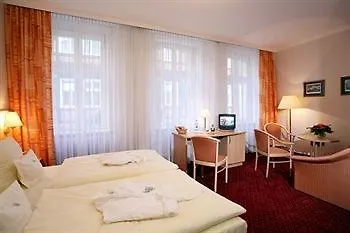 Benn Hotel